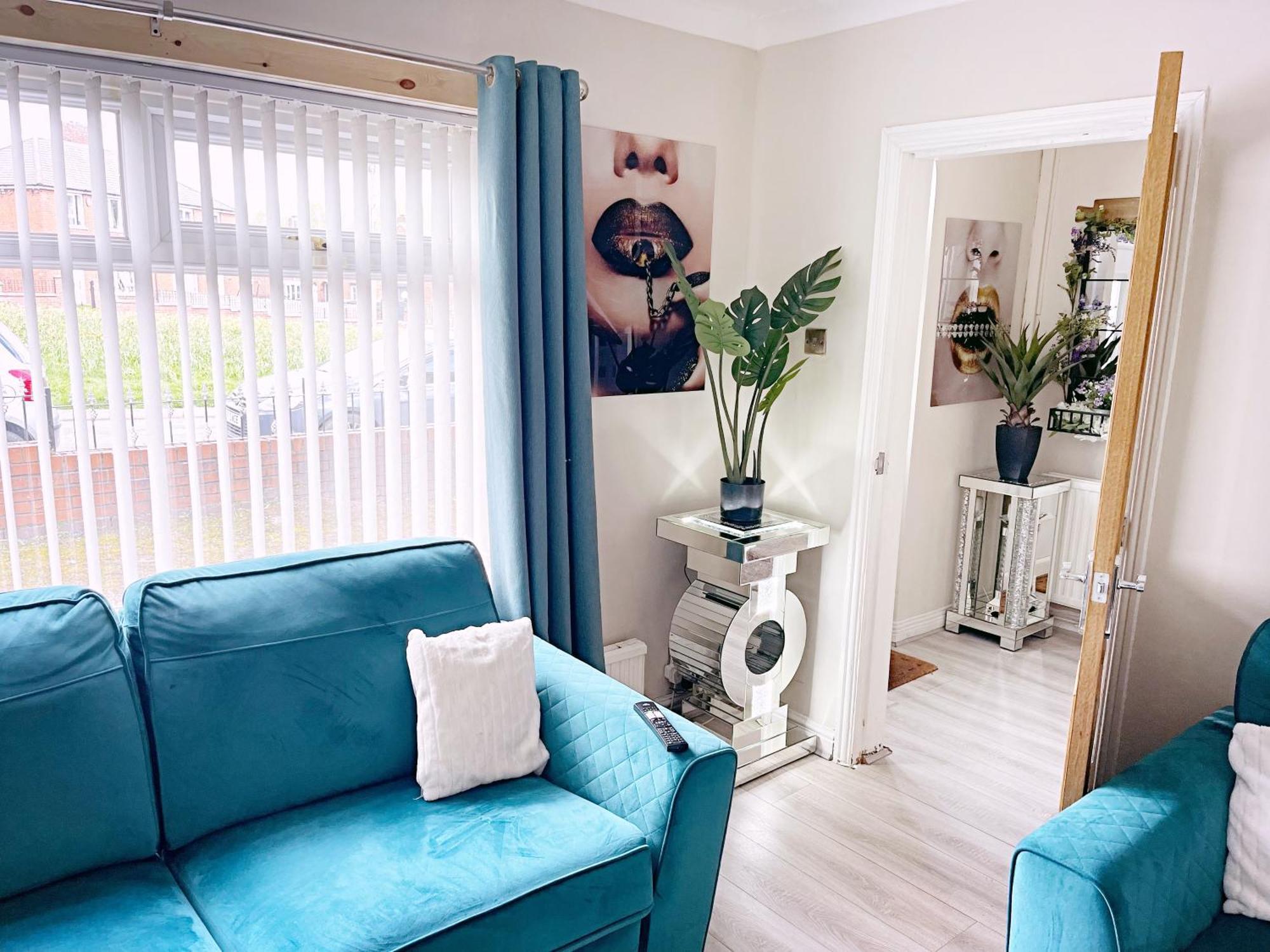 Entire 3-Bedroom Home In Oldham - Guest House Dış mekan fotoğraf