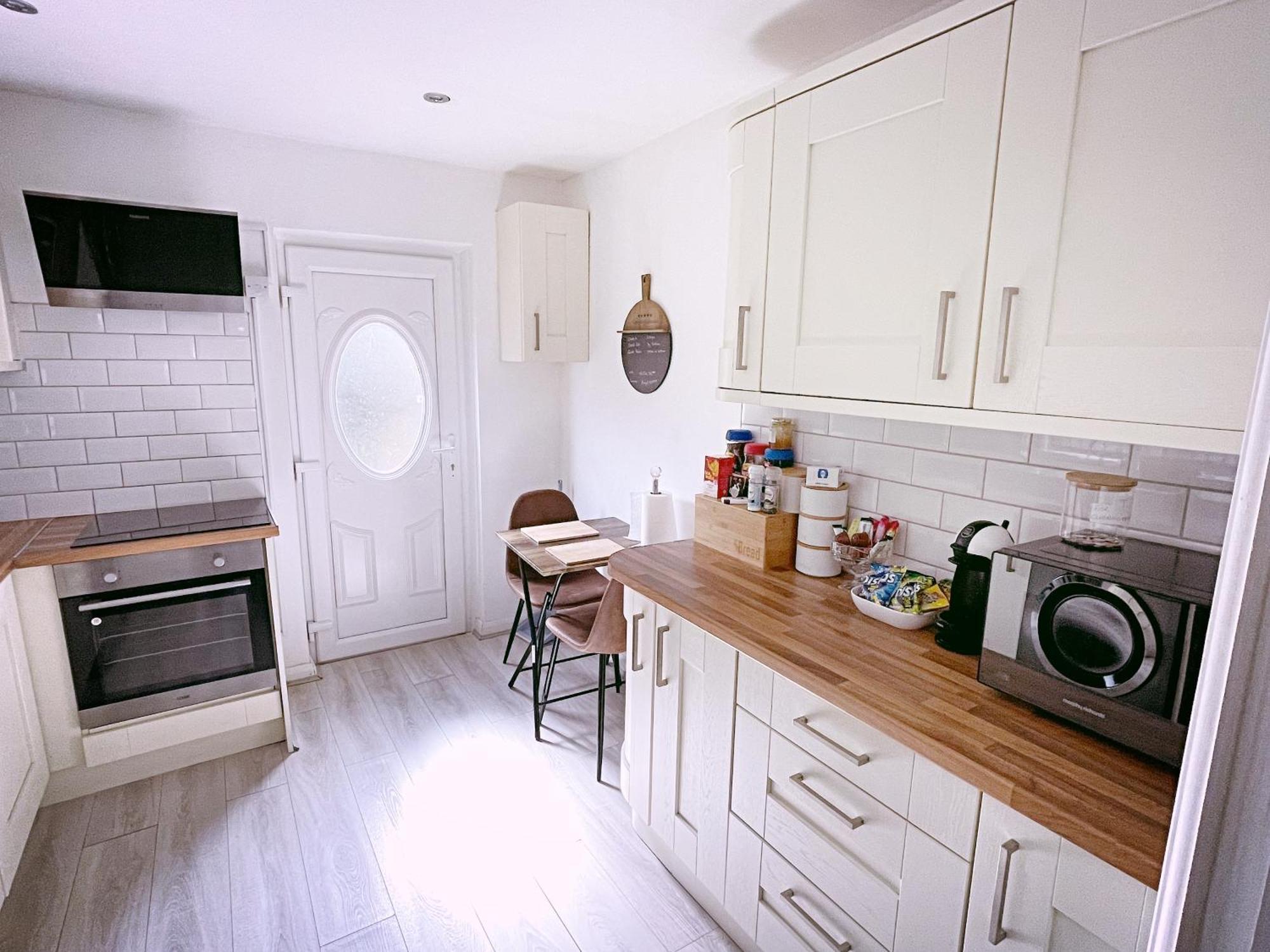 Entire 3-Bedroom Home In Oldham - Guest House Dış mekan fotoğraf